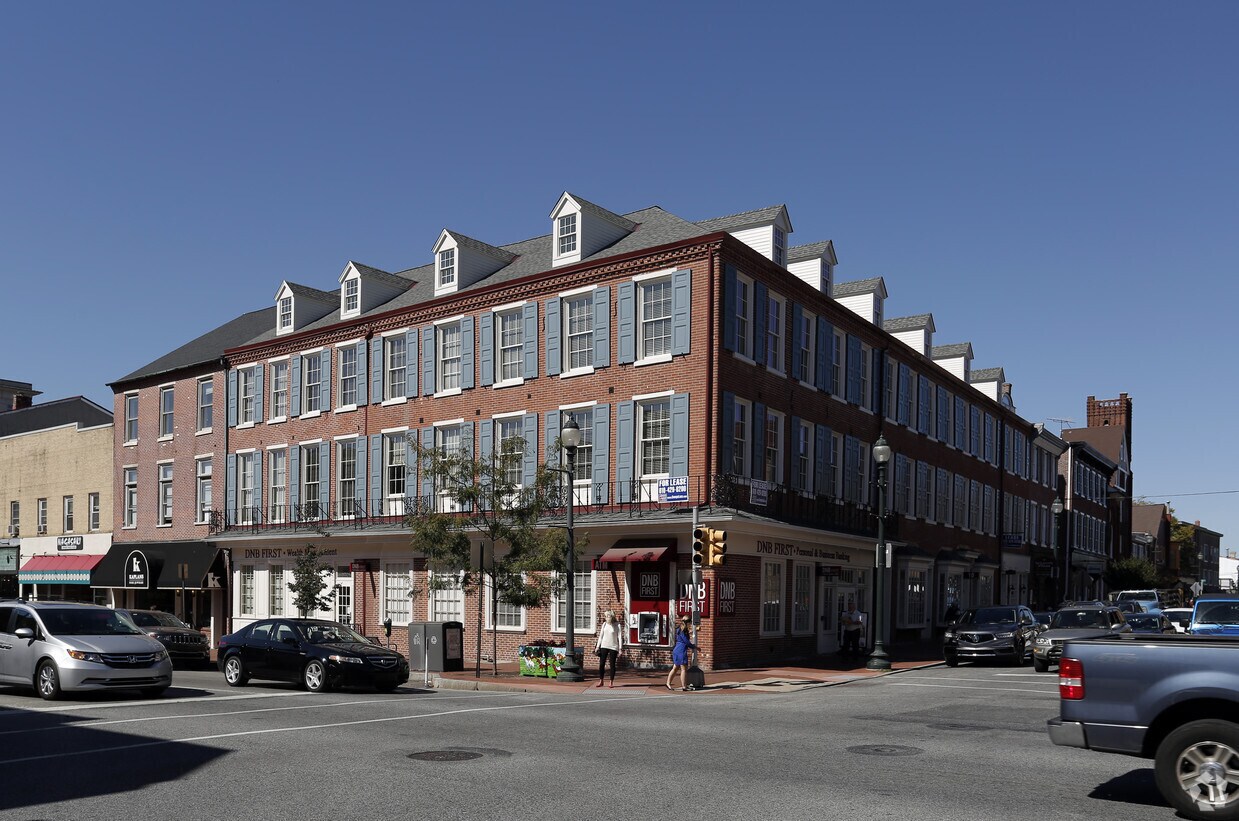 10 N Church St, West Chester, PA for lease Building Photo- Image 1 of 2