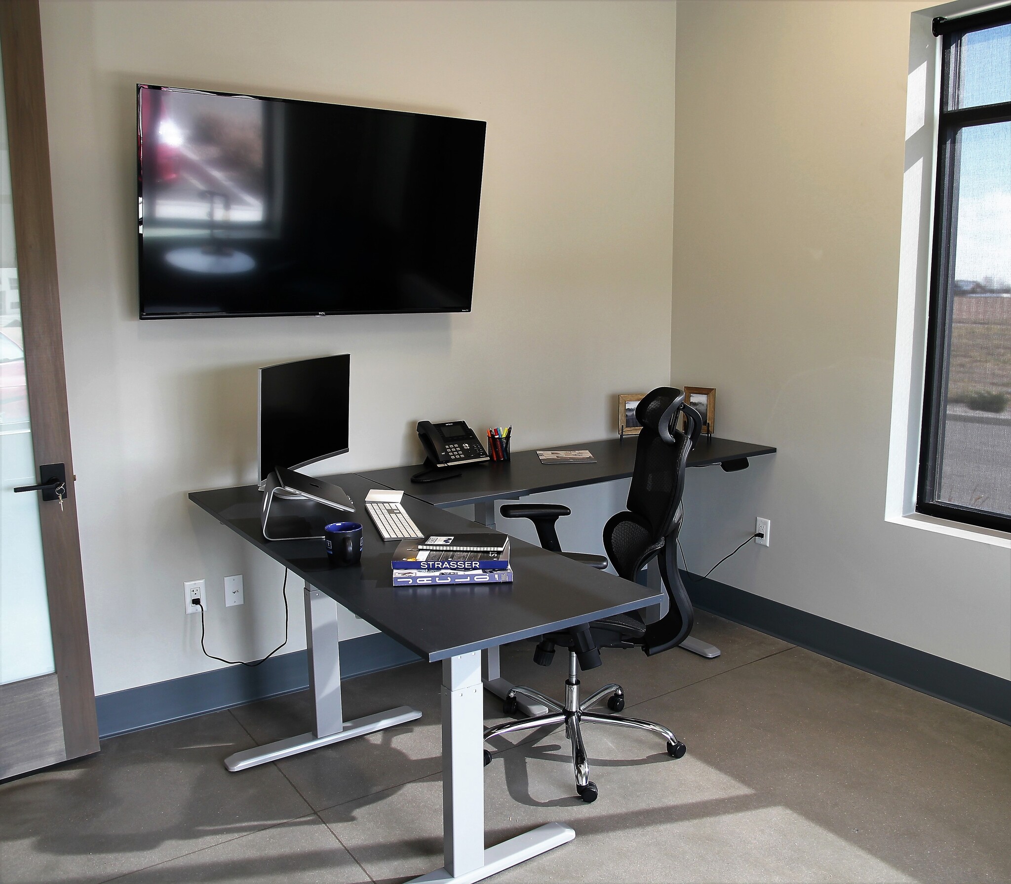 4691 Concorde Ave, Johnstown, CO for lease Building Photo- Image 1 of 9