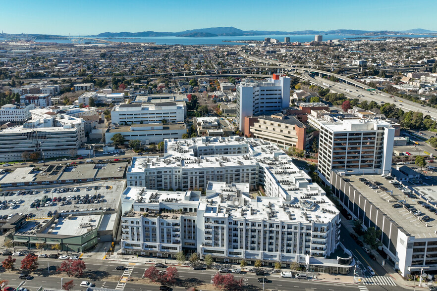 3093 Broadway, Oakland, CA for lease - Aerial - Image 3 of 70