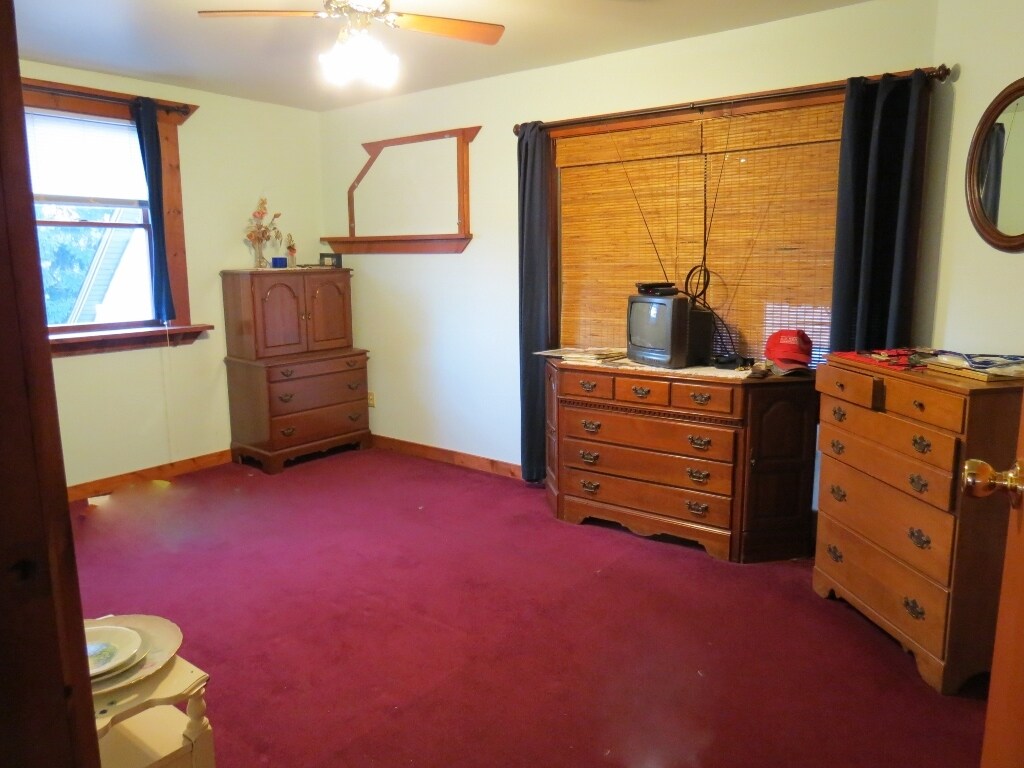 498 Factory Rd, Strykersville, NY 14145