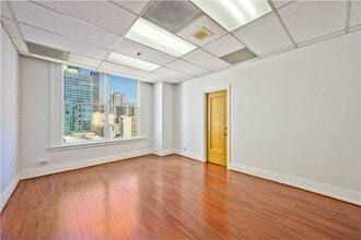 710-714 W Olympic Blvd, Los Angeles, CA for lease Building Photo- Image 2 of 4