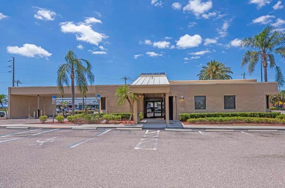 2307 Del Prado Blvd S, Cape Coral, FL for lease - Building Photo - Image 3 of 7