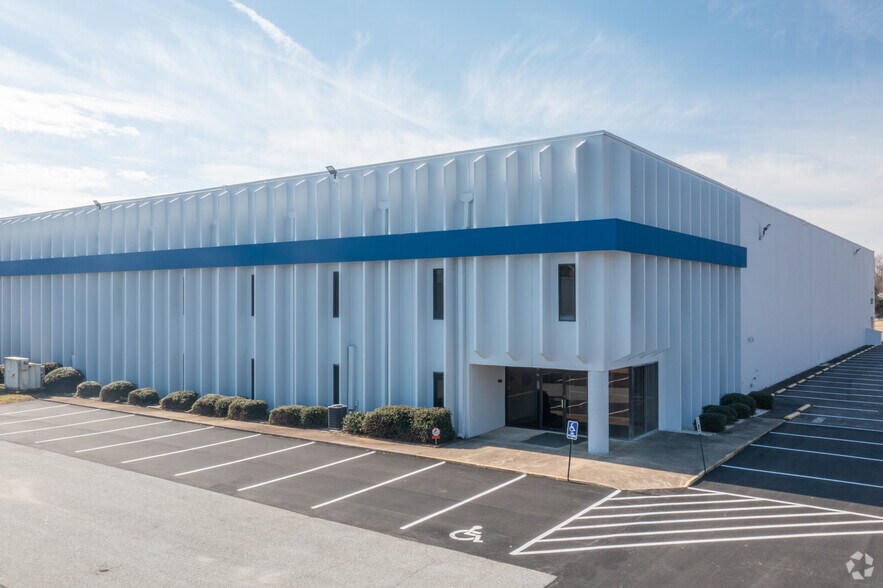 50 Peachview Blvd, Gaffney, SC for lease - Building Photo - Image 1 of 9
