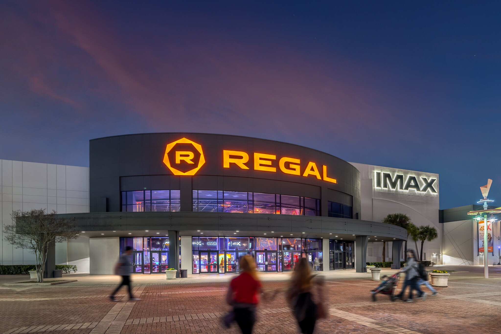 76007680 Katy Fwy, Houston, TX 77055 Marq'e Entertainment Center