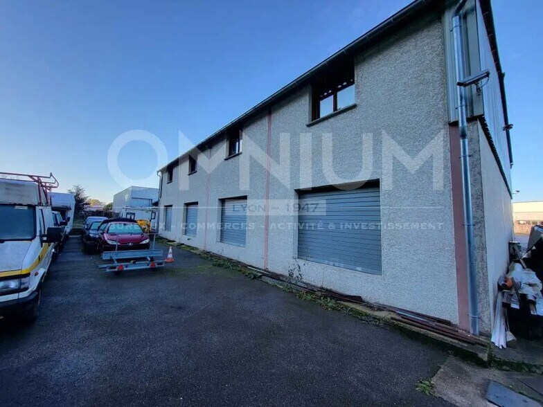Flex in MARCILLY-D'AZERGUES for lease - Building Photo - Image 2 of 6