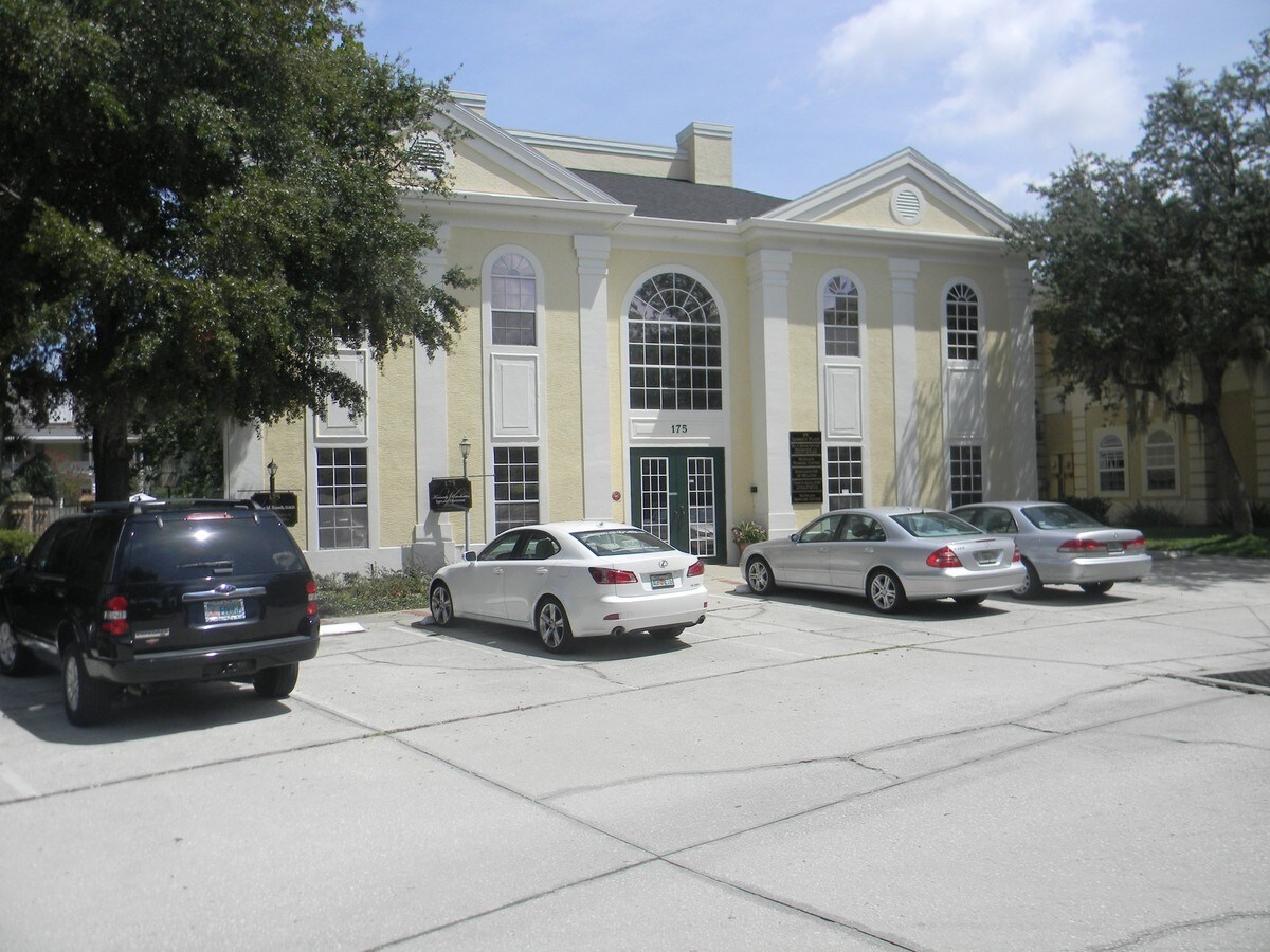 175 Lookout Pl, Maitland, FL 32751