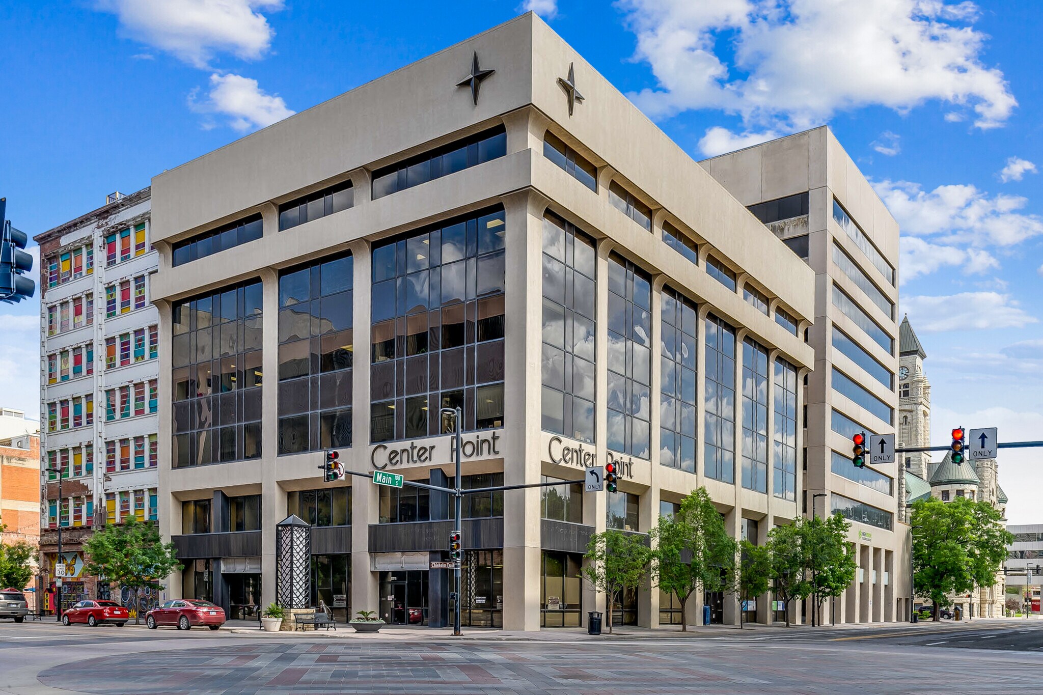 100 S Main St, Wichita, KS for lease Primary Photo- Image 1 of 11