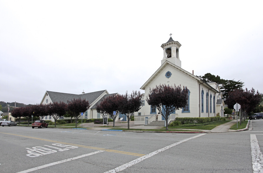 777 Miramontes St, Half Moon Bay, CA for lease - Primary Photo - Image 1 of 2