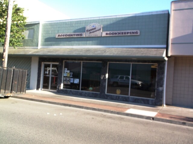 530 Spruce St, Myrtle Point, OR for sale Primary Photo- Image 1 of 1