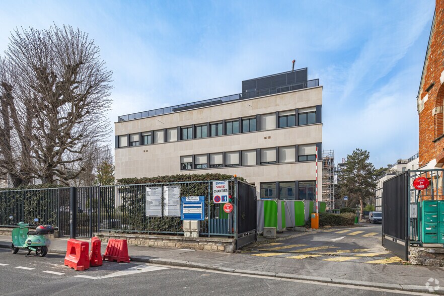 37 Bis Rue Des Abondances, Boulogne-Billancourt for sale - Building Photo - Image 3 of 6