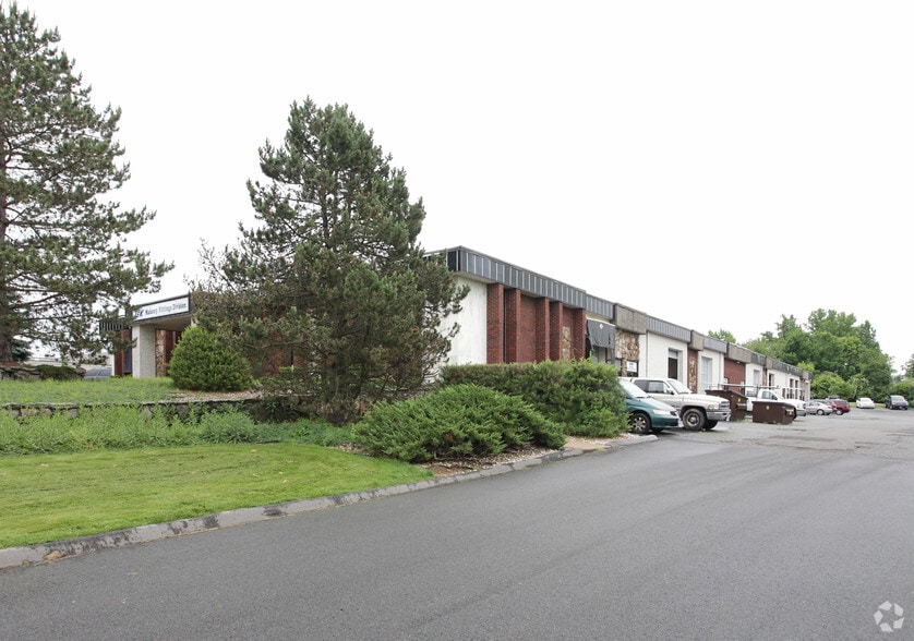 2 Craftsman Rd, East Windsor, CT for sale - Building Photo - Image 1 of 1