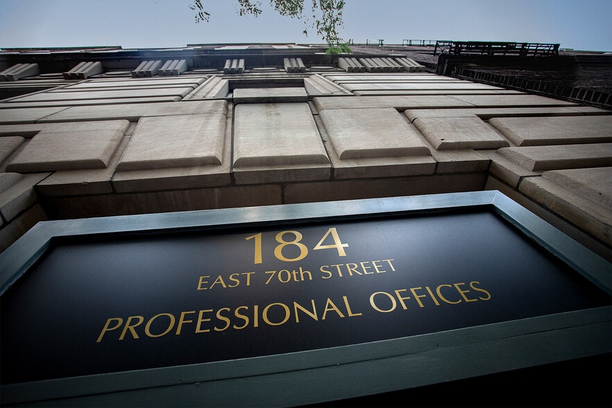 184-188 E 70th St, New York, NY for lease - Building Photo - Image 2 of 7