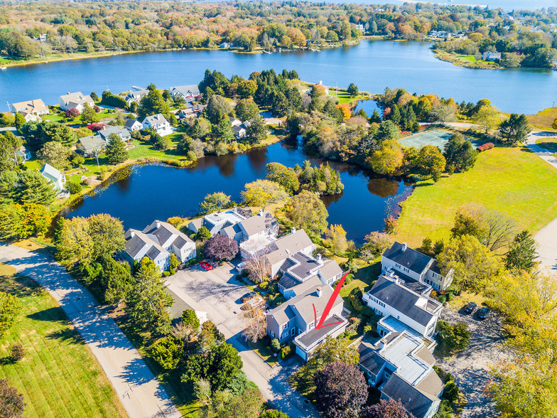 2 Quanaduck Cove Ct, Stonington, CT for sale - Primary Photo - Image 1 of 1