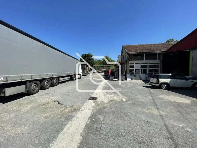 Land in Esbly for sale - Building Photo - Image 3 of 5