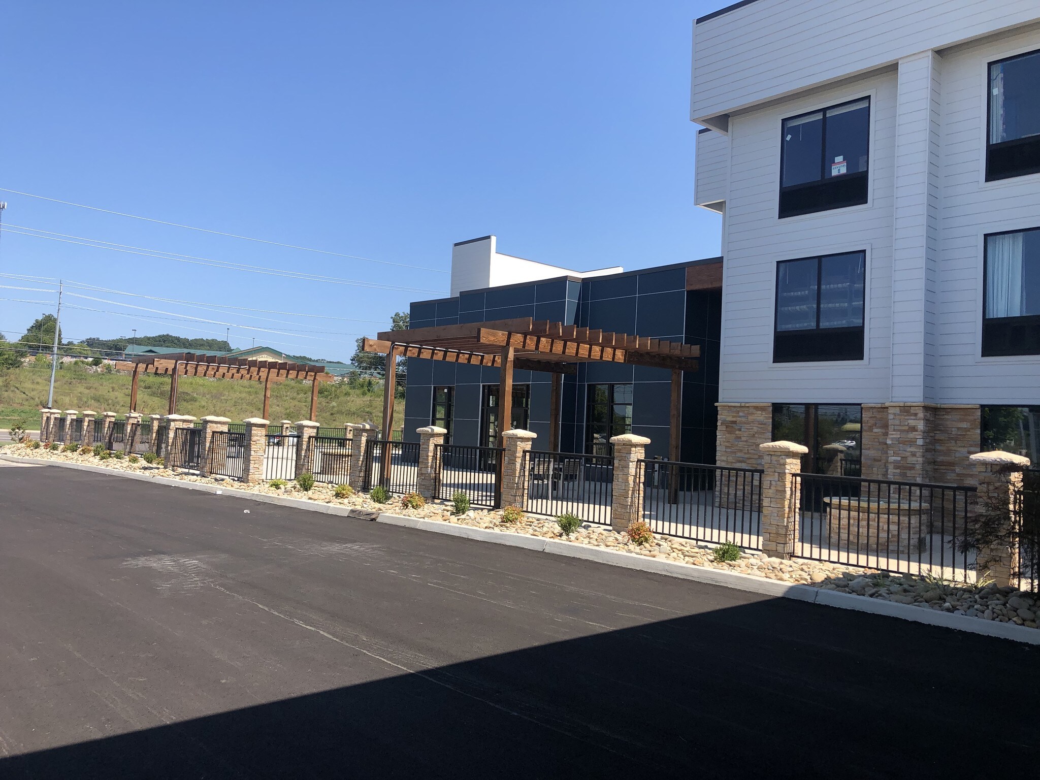 2863 Winfield Dunn Pky, Kodak, TN for sale Building Photo- Image 1 of 1