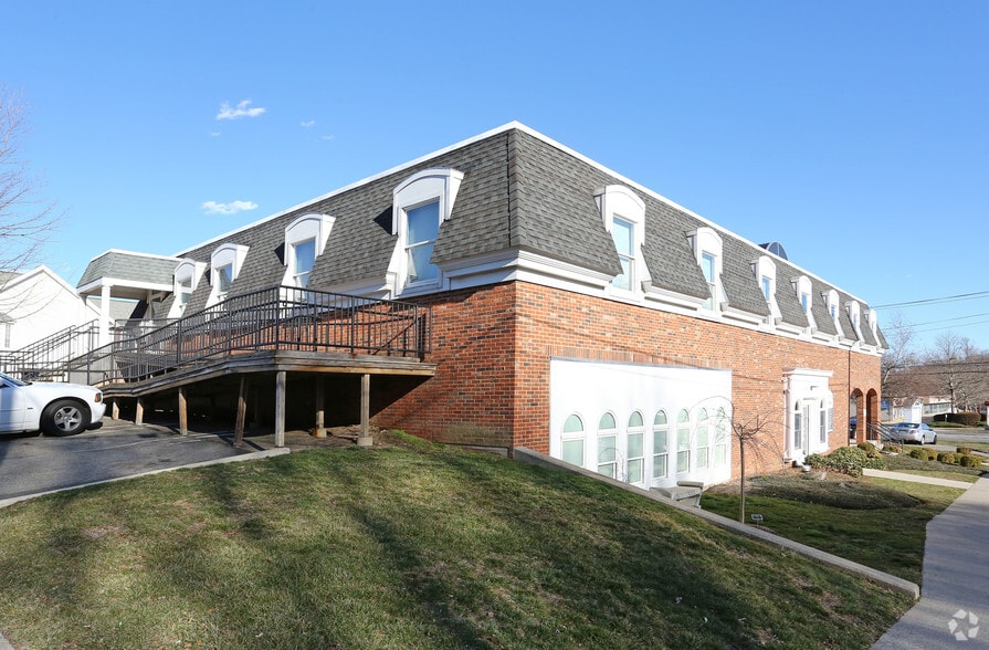 202 Cherry St, Milford, CT for sale - Building Photo - Image 2 of 4