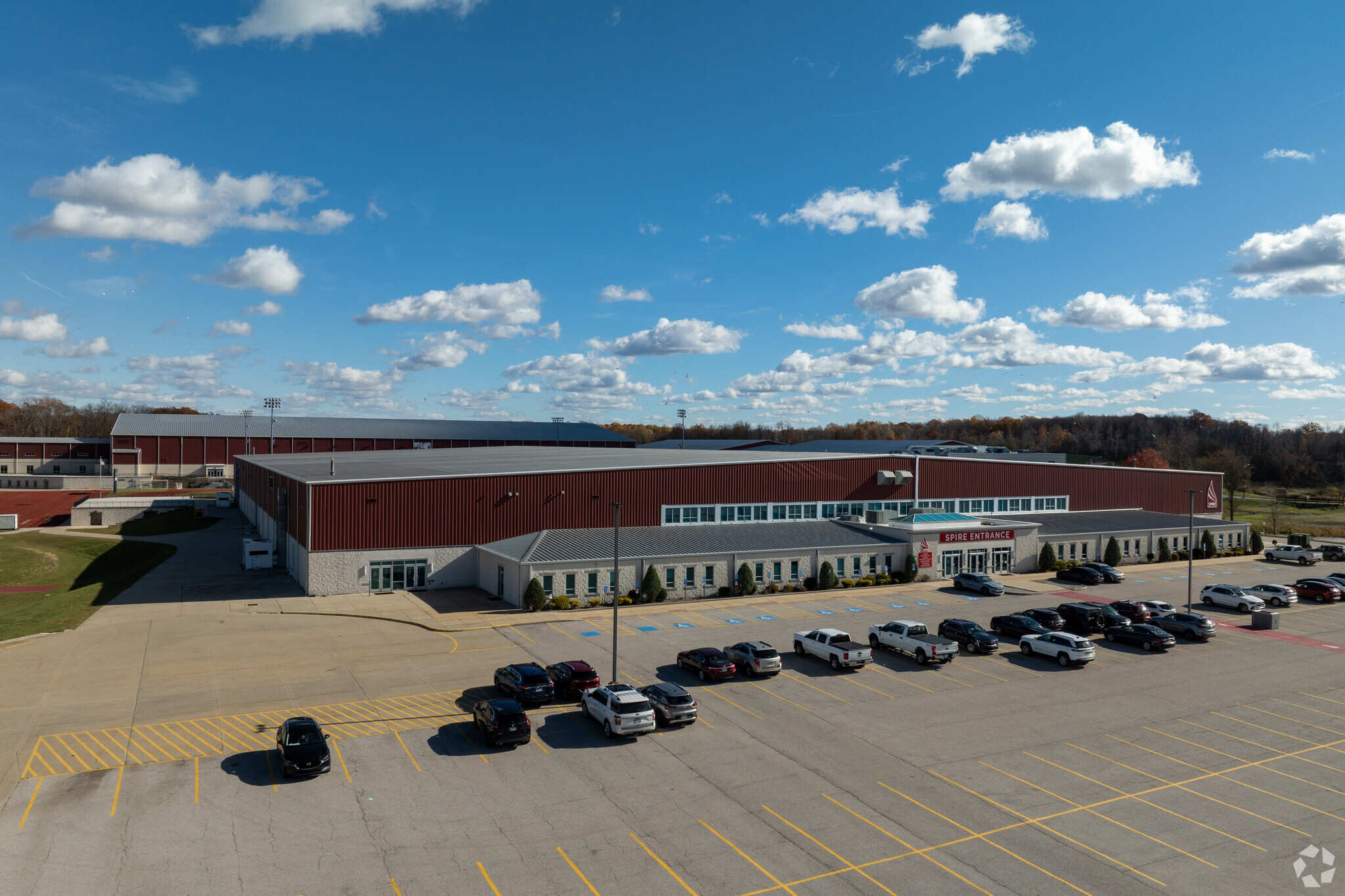 5201 Spire Cir, Geneva, OH for sale Primary Photo- Image 1 of 1