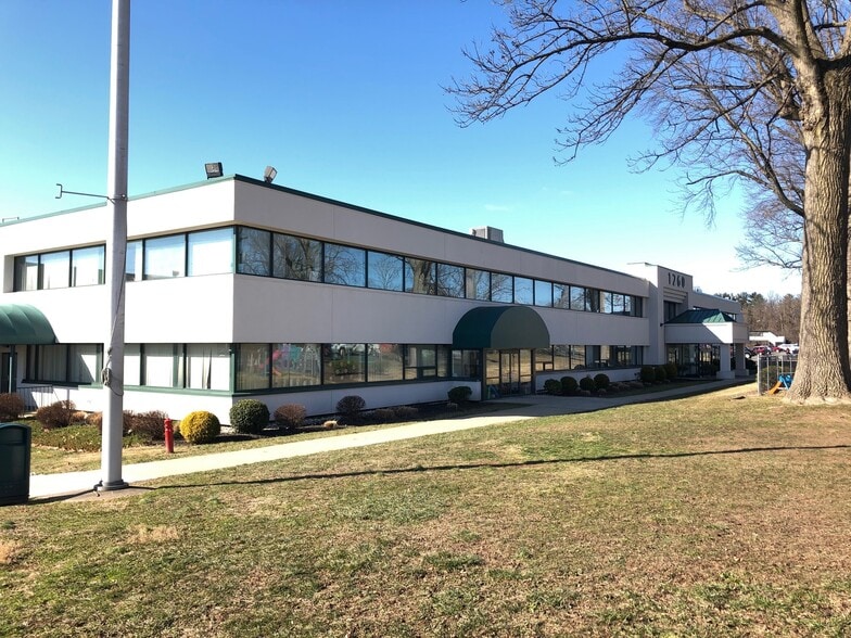 1260 E Woodland Ave, Springfield Township, PA for lease - Building Photo - Image 2 of 3