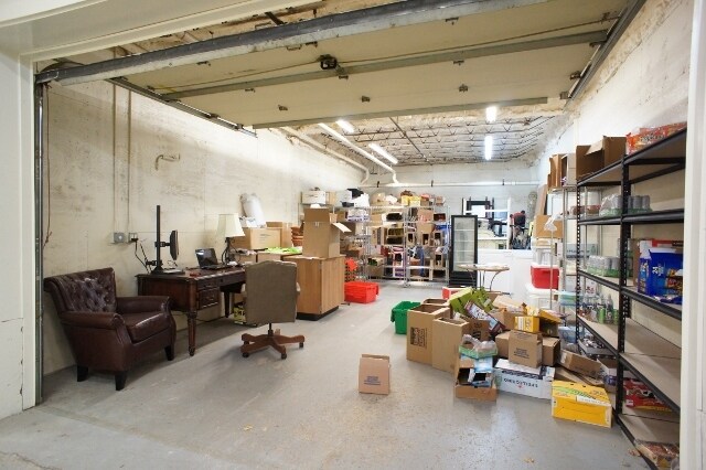 84 Danbury Rd, Wilton, CT for sale - Interior Photo - Image 1 of 1