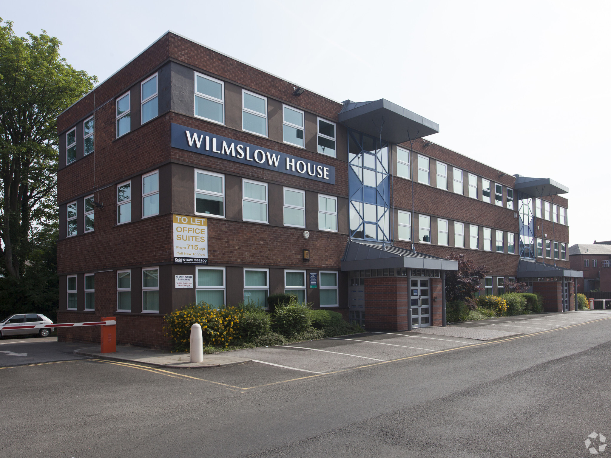 Grove Way, Wilmslow for lease Primary Photo- Image 1 of 12