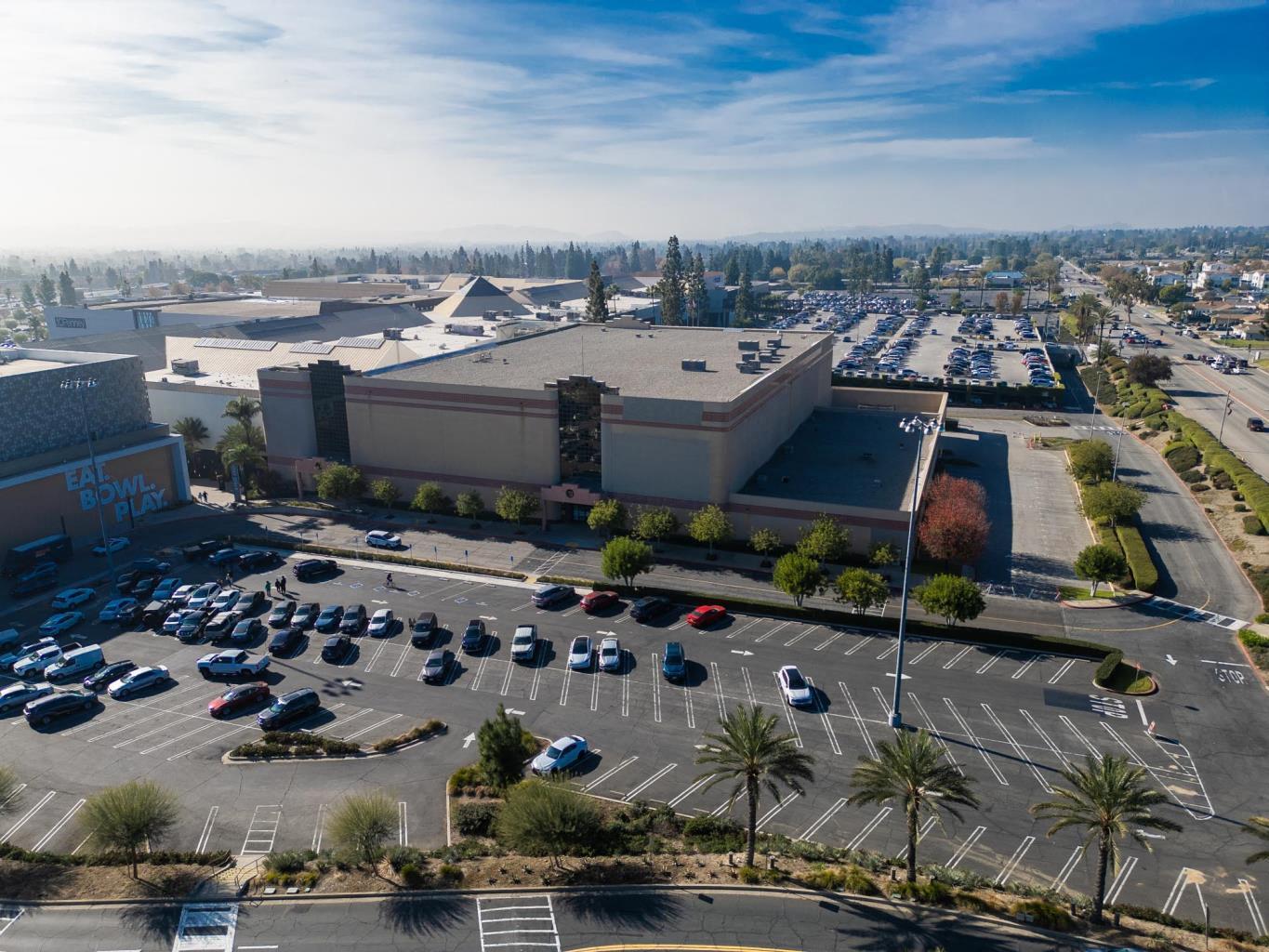 5060 Montclair Plaza Ln, Montclair, CA for lease Building Photo- Image 1 of 67