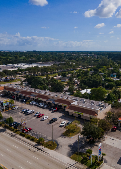 5750-5784 Okeechobee Blvd, West Palm Beach, FL for lease - Building Photo - Image 2 of 7