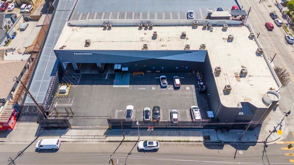 2250 Maple Ave, Los Angeles, CA for lease - Aerial - Image 2 of 51