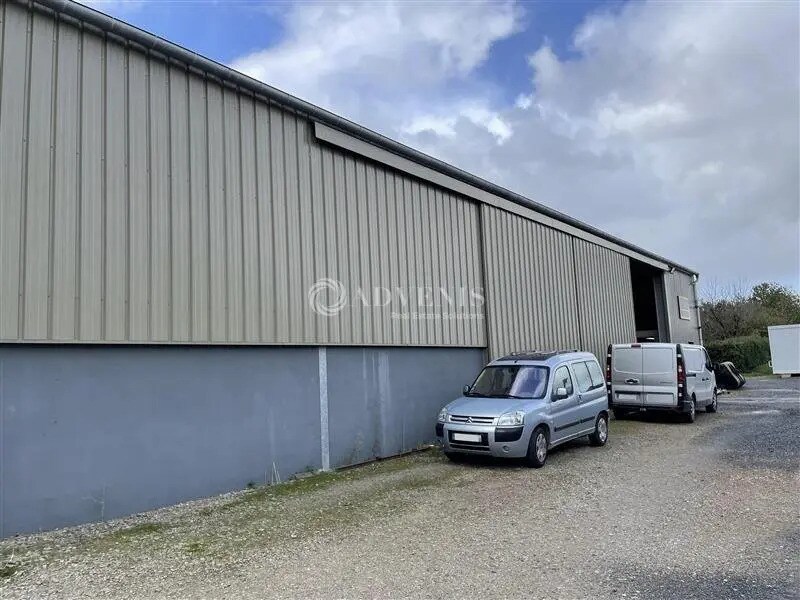 Flex in Thorigné-sur-Dué for sale Building Photo- Image 1 of 6