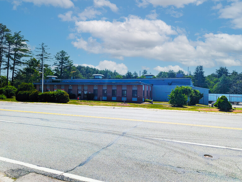 15 Continental Blvd, Merrimack, NH for lease - Building Photo - Image 1 of 3