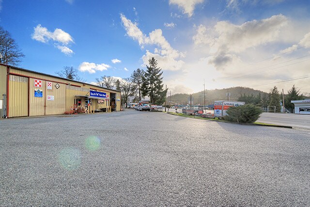 2475 Williams Hwy, Grants Pass, OR for sale Primary Photo- Image 1 of 1