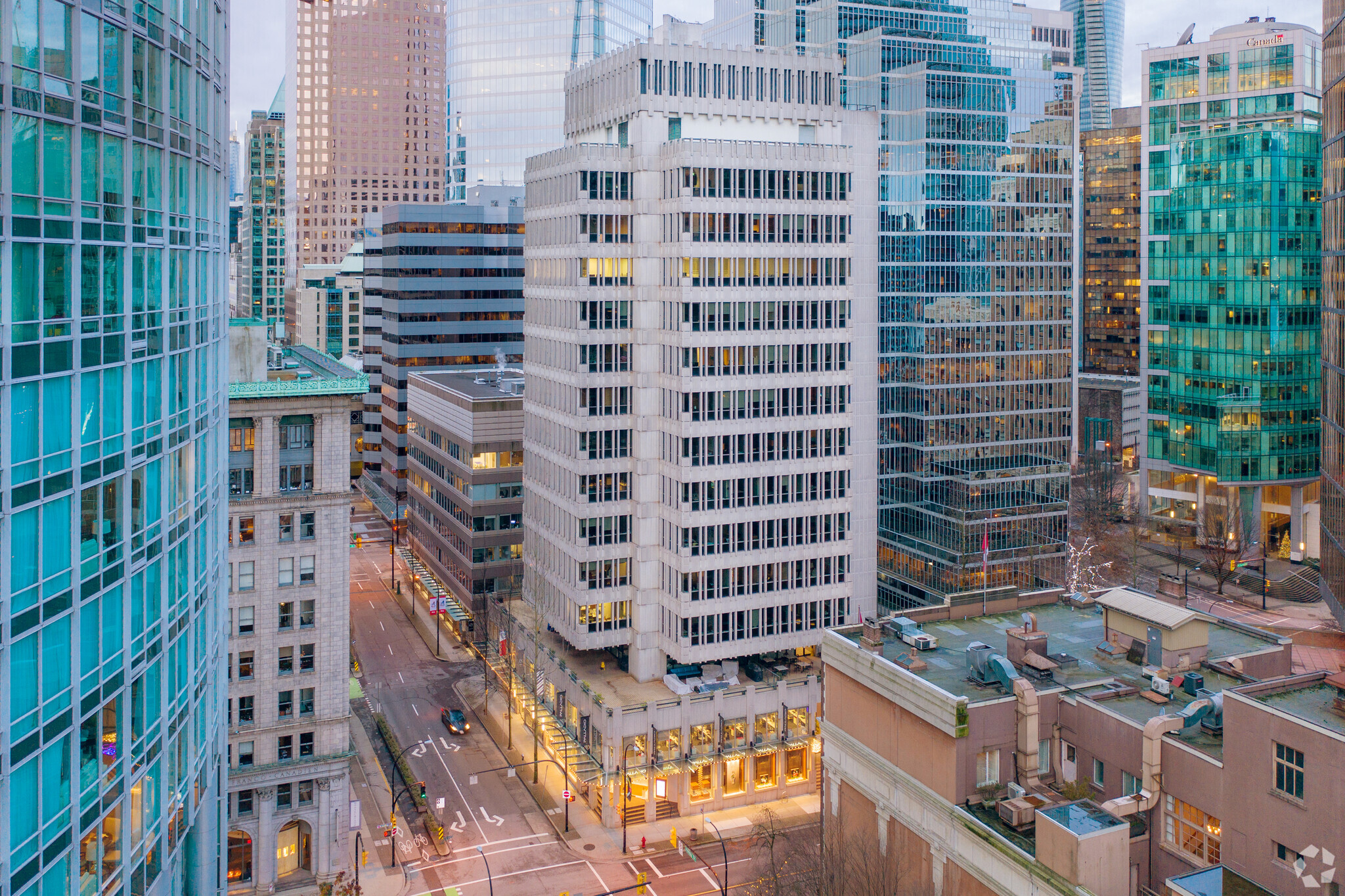 900 W Hastings St, Vancouver, BC for lease Primary Photo- Image 1 of 10