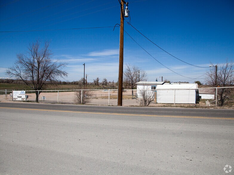 12563 County Road 6, Brighton, CO for lease - Building Photo - Image 2 of 4