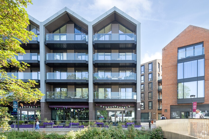 Drapers Yard, London for lease - Building Photo - Image 2 of 3