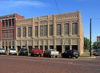 More details for 301-305 W Woodard St, Denison, TX - Office for Lease