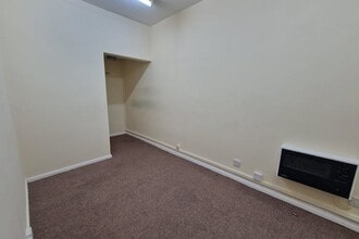 113-113A London Rd, Waterlooville for lease Interior Photo- Image 2 of 5
