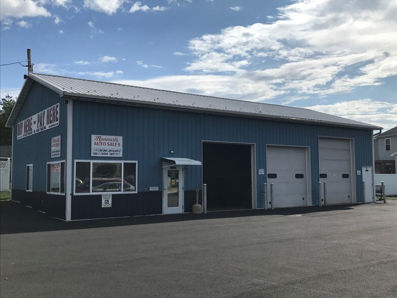 36 Main St, McSherrystown, PA 17344