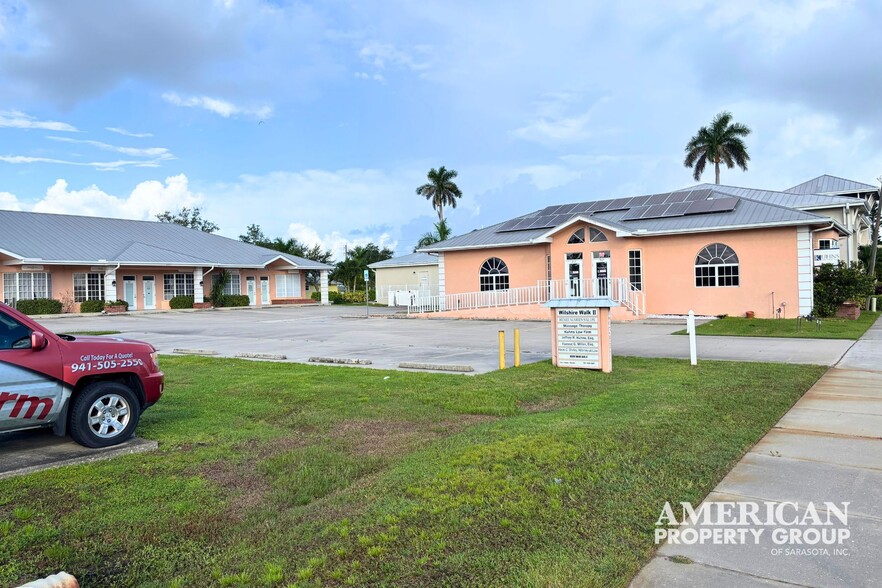 425 Cross St, Punta Gorda, FL for lease - Building Photo - Image 2 of 5