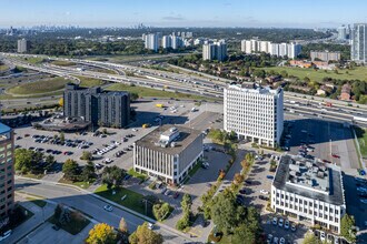 225 Yorkland Blvd, Toronto, ON - AERIAL  map view
