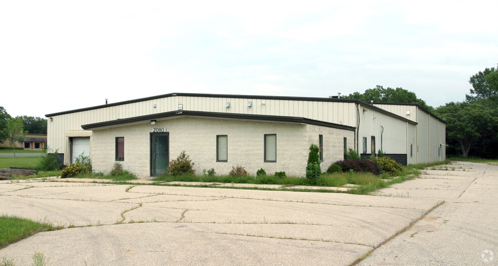 2080 Energy Dr, East Troy, WI for lease - Building Photo - Image 2 of 7