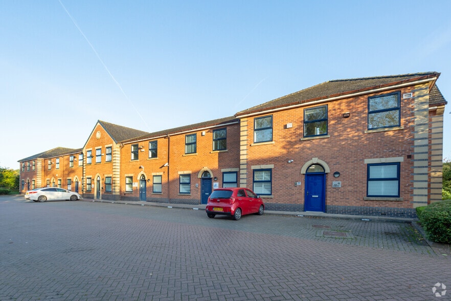 1-7 Westrand, Wolverhampton for lease - Building Photo - Image 2 of 3