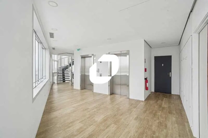 Office in Villepinte for sale - Interior Photo - Image 3 of 23