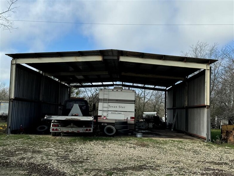 1611 County Road 4104, Greenville, TX for sale - Building Photo - Image 3 of 35