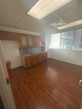 1718-1720 NW Peachtree St, Atlanta, GA for lease Interior Photo- Image 2 of 4