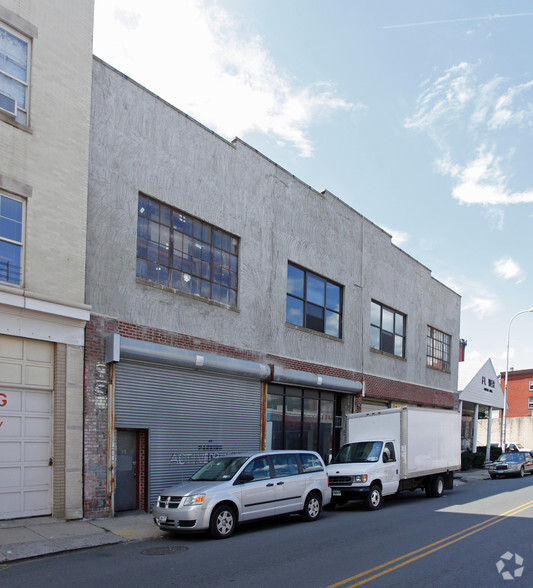 289 New Main St, Yonkers, NY for lease - Primary Photo - Image 1 of 2