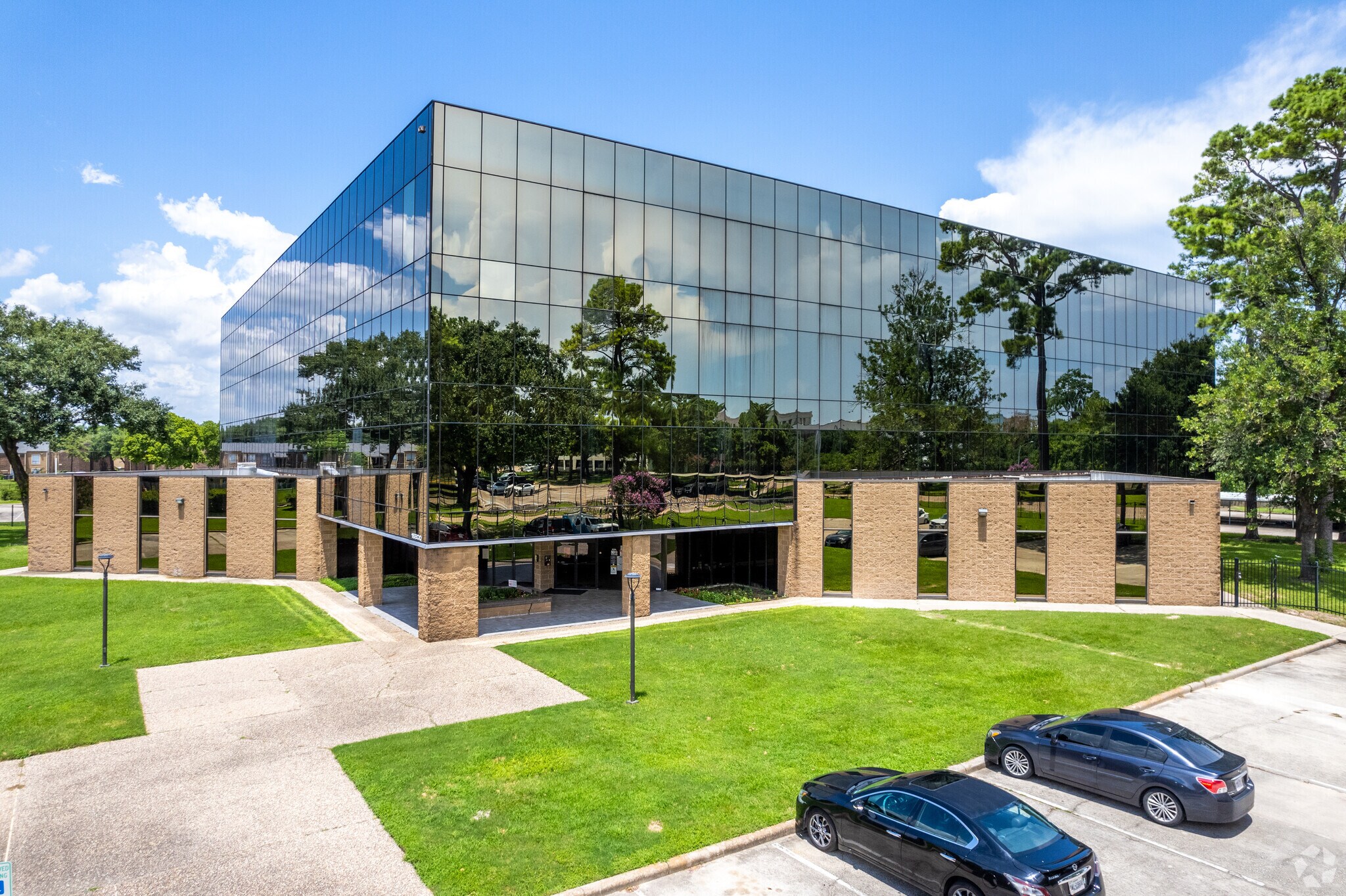 16800 Imperial Valley Dr, Houston, TX 77060 Imperial 20