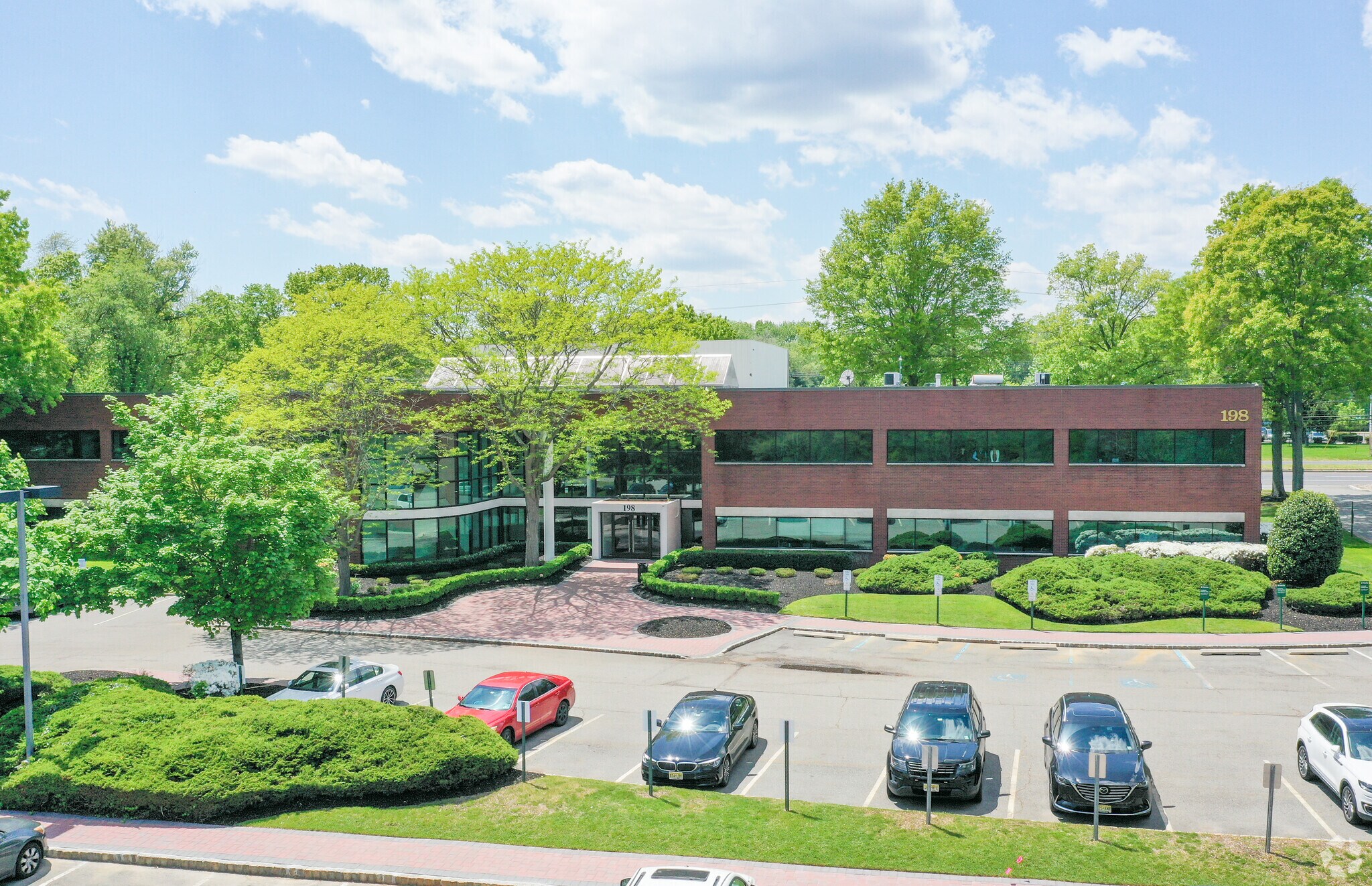198 Route 9 N, Manalapan Township, NJ for lease Building Photo- Image 1 of 5