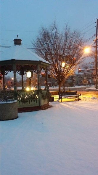 308 Broad St, Riverton, NJ for sale - Building Photo - Image 1 of 1