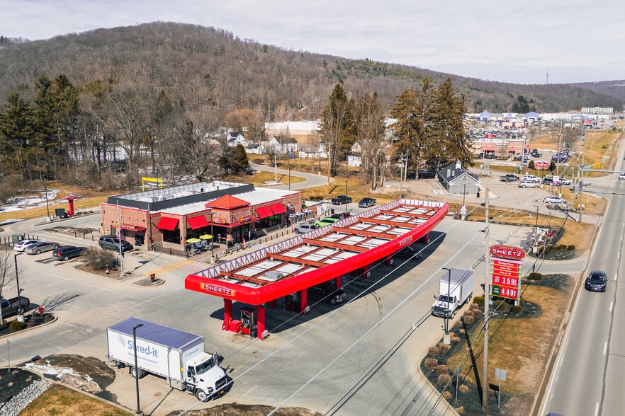 2425 Market St, North Warren, PA for sale - Primary Photo - Image 1 of 6