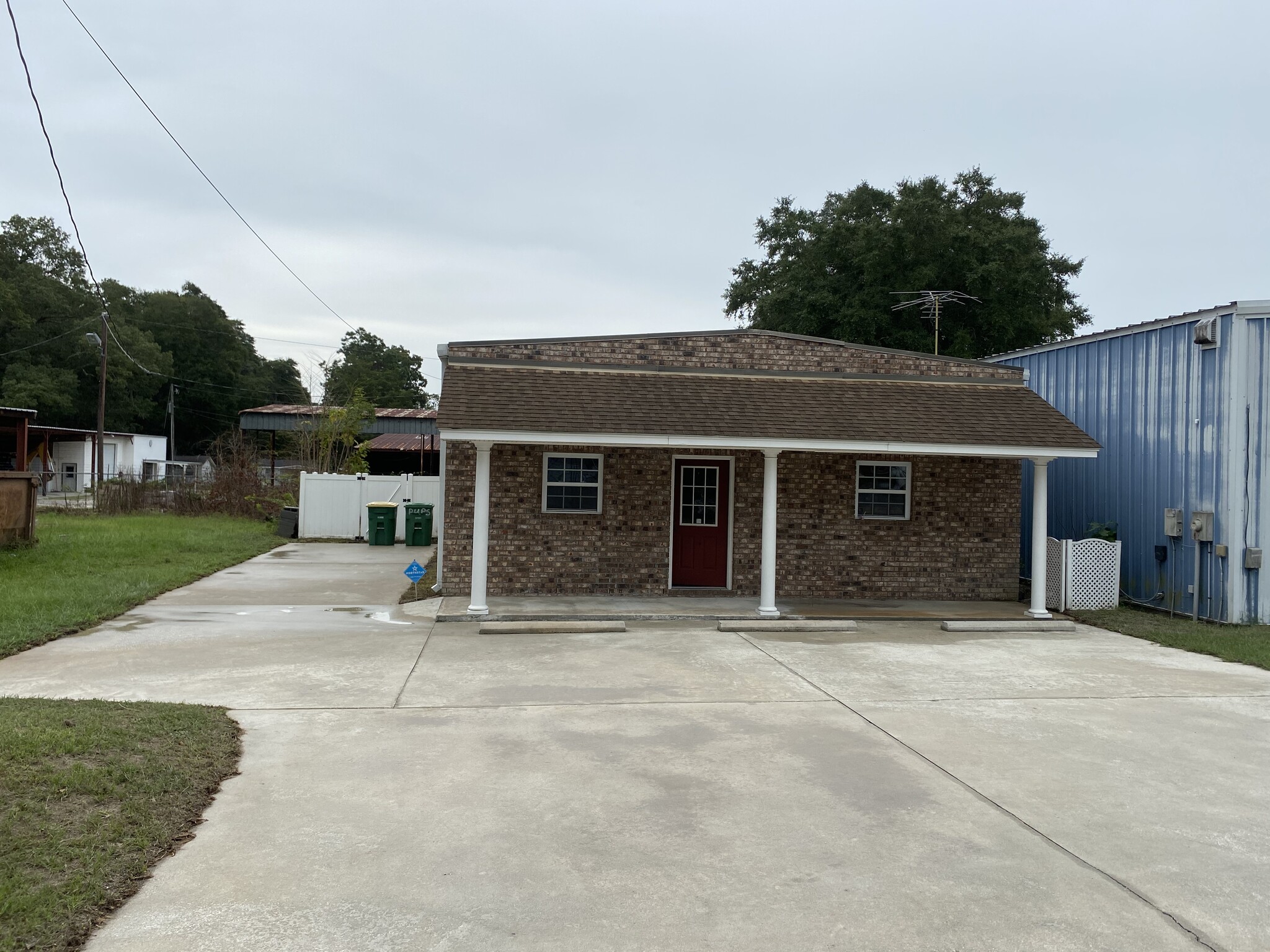 201 E 3rd St, Springfield, GA for sale Building Photo- Image 1 of 1