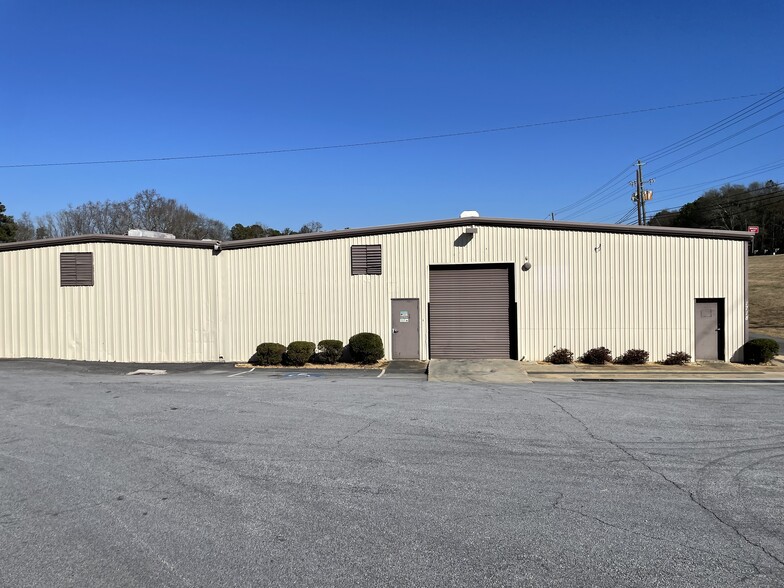 1718 Highway 138 NE, Conyers, GA for lease - Building Photo - Image 1 of 3